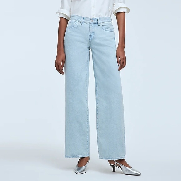 NWT - Madewell - Low-Rise Superwide-Leg Jeans - Nye Wash - Picture 2 of 13